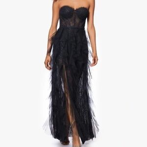 NWT  BETSY & ADAM “ANGELINA" LONG STRAPLESS MESH FLOOR LENGTH RUFFLE DRESS